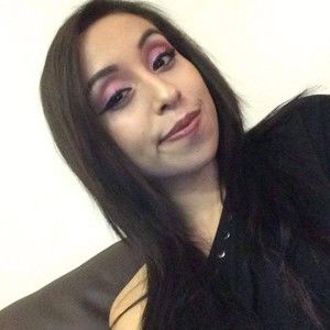 Meet your Posher, Ivette